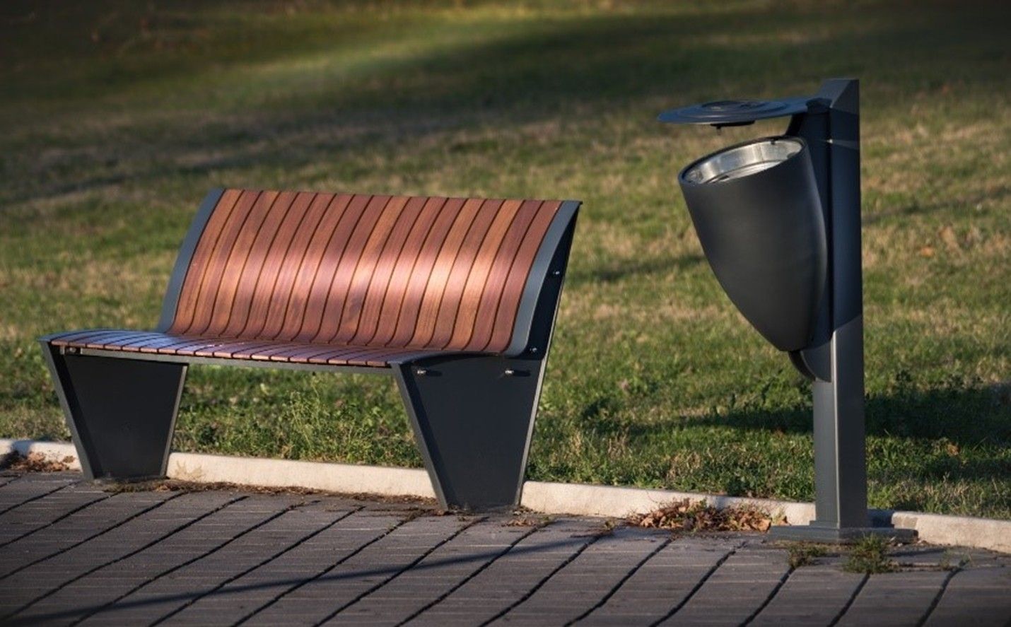 Arredo urbano e contenitori per rifiuti