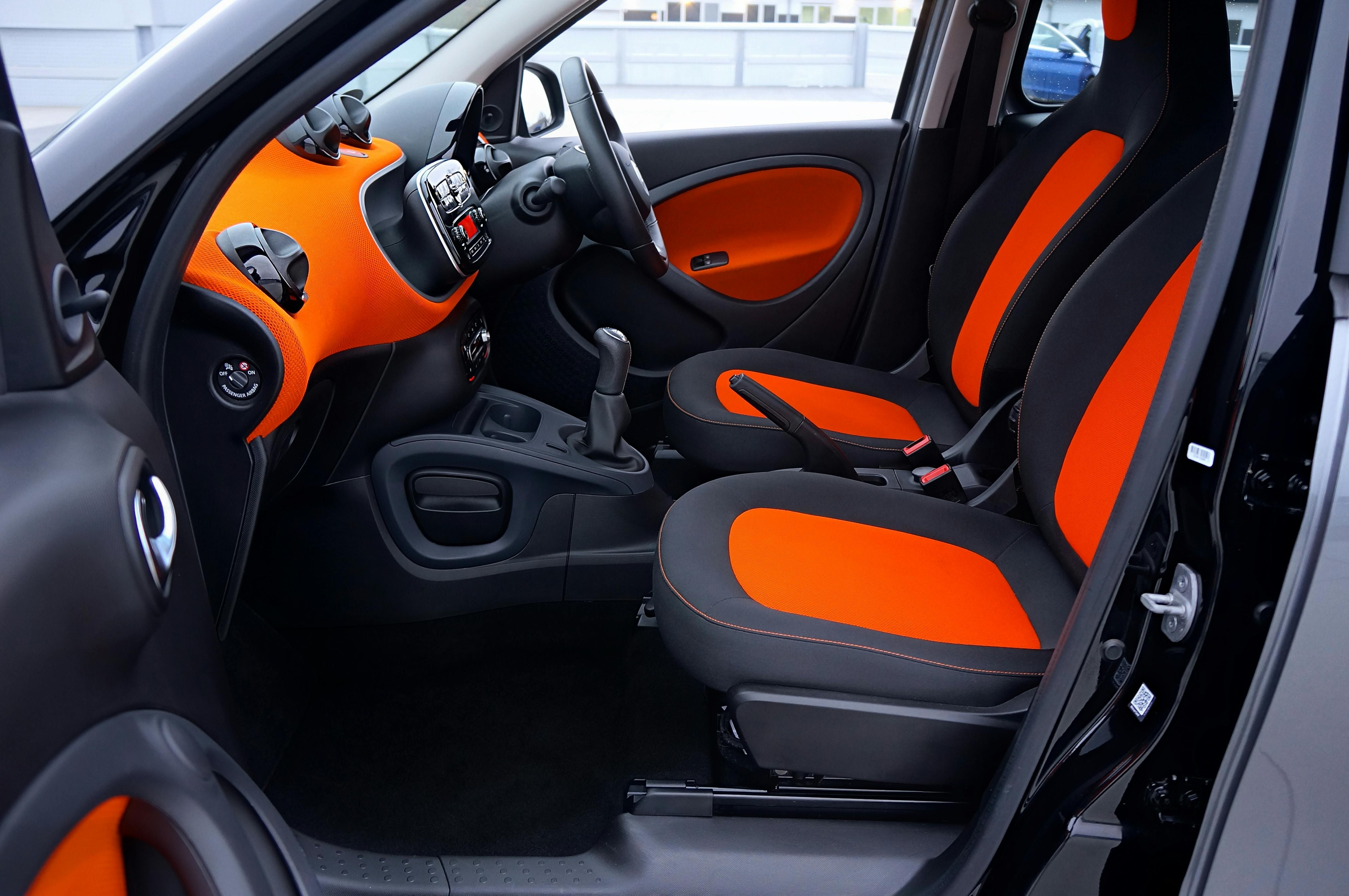 Una società francese specializzata in pannelli e moduli in plastica per l'industria automobilistica è alla ricerca di un consorzio per partecipare alla call "DIGITAL-2024-CLOUD-DATA-06-MANUFSPACE".
